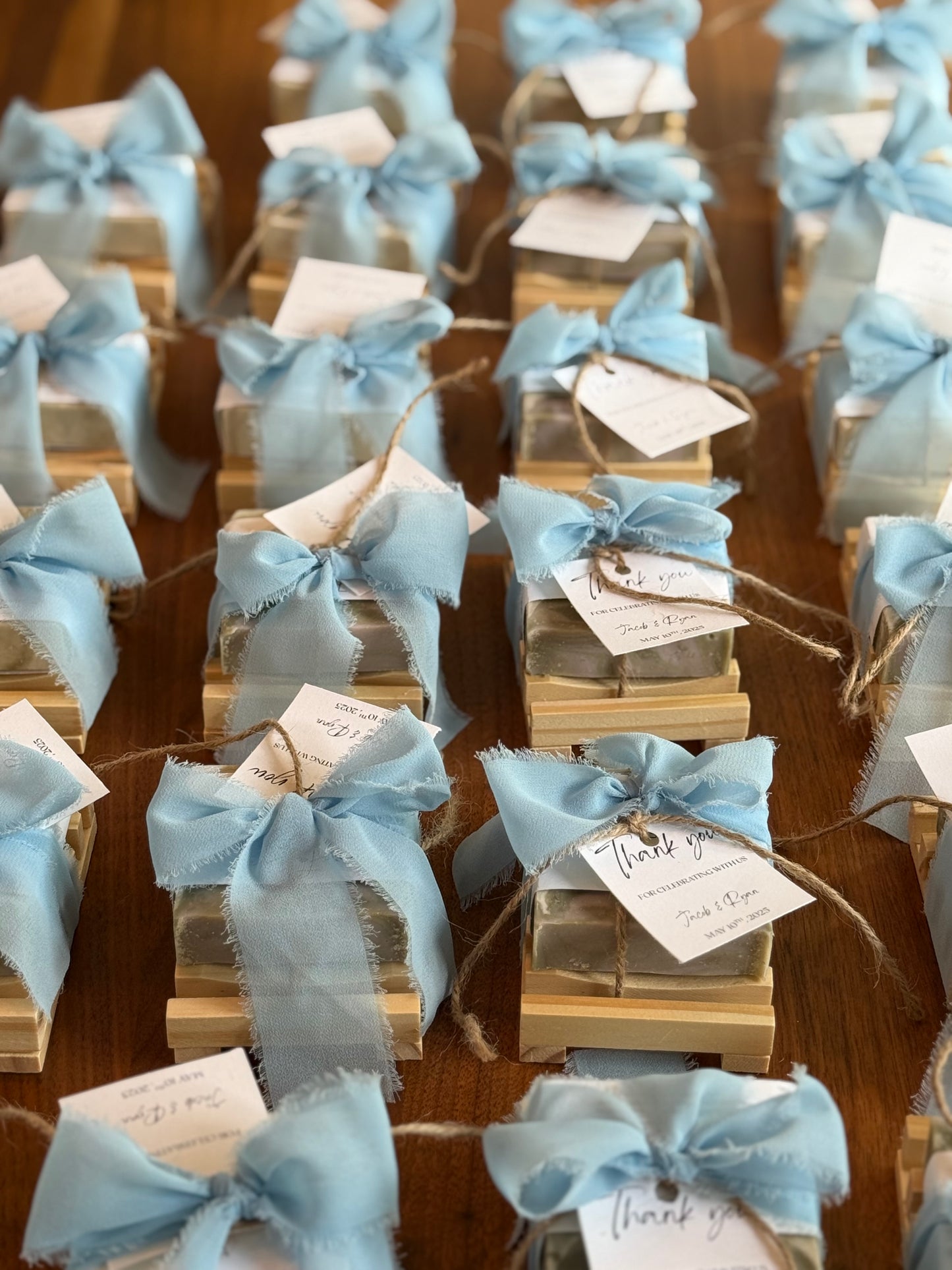 Savons artisanaux personnalisés – Cadeaux invités (Party favors)